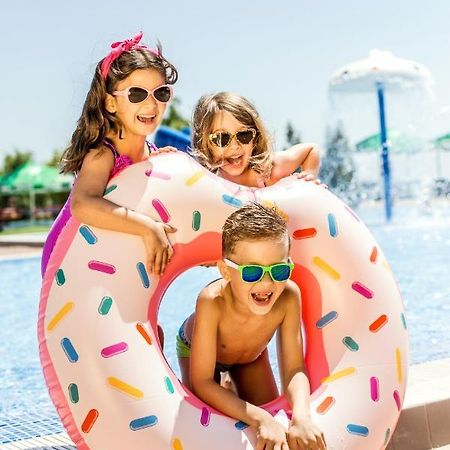 Sportium Hotel Oczaków Zewnętrze zdjęcie