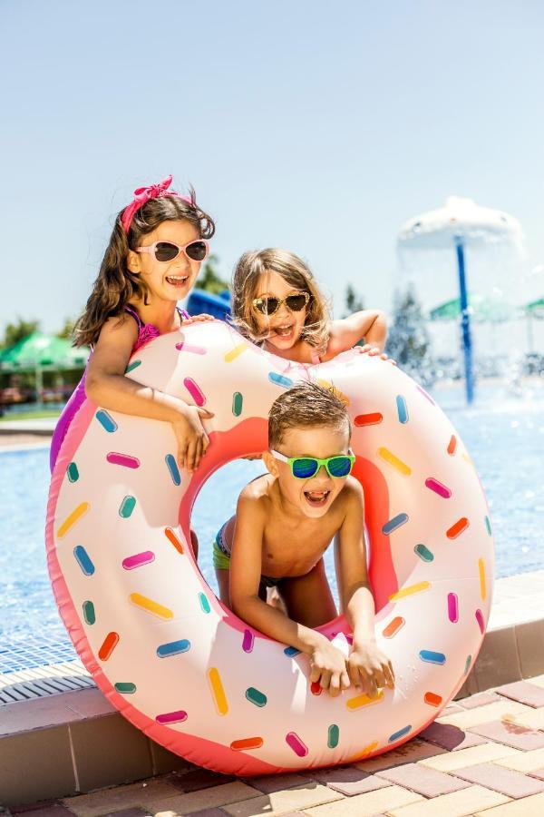 Sportium Hotel Oczaków Zewnętrze zdjęcie